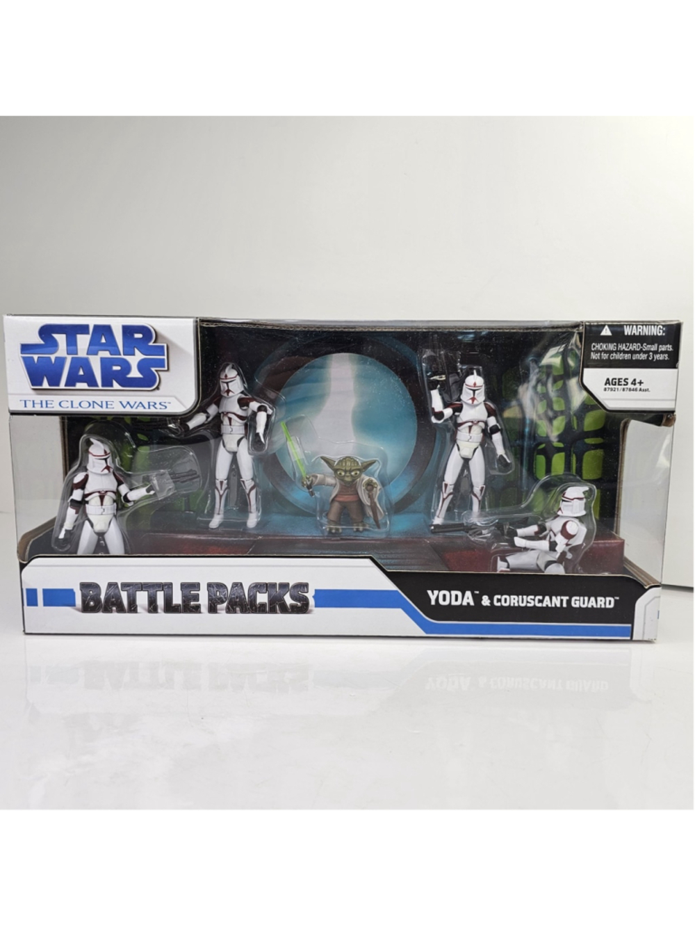 SEALED Hasbro Star Wars The Clones Wars Battle Pack Yoda Coruscant Guard NEW